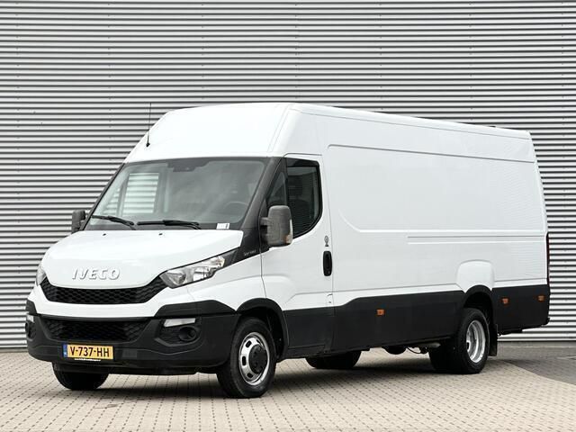 Wit Gebruikt 2015 Iveco Daily Van | € 11.999 (Goede deal) - Afbeelding 1/4
