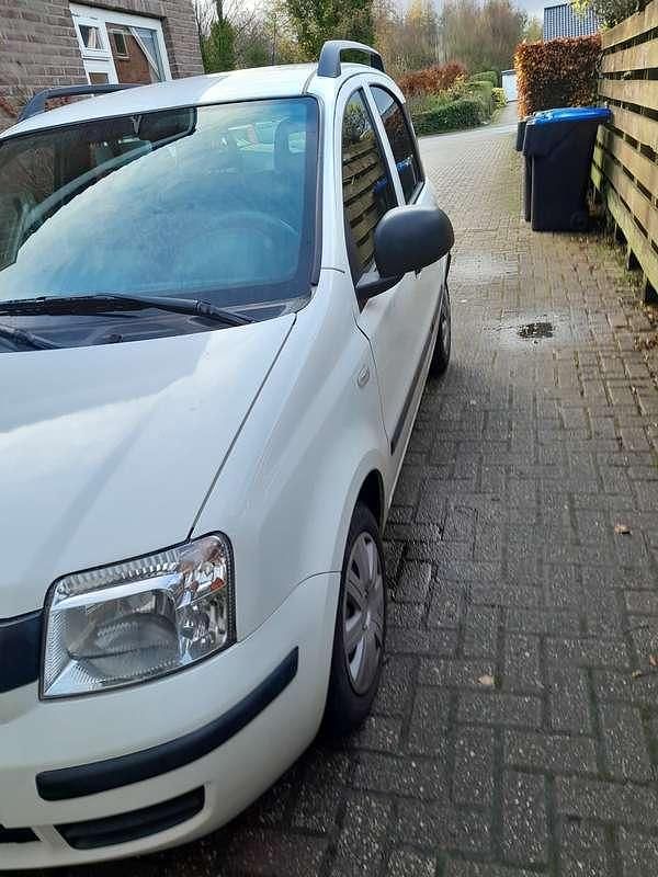 Wit Gebruikt 2012 Fiat Panda Active MPV | € 1.800 - Afbeelding 1/4