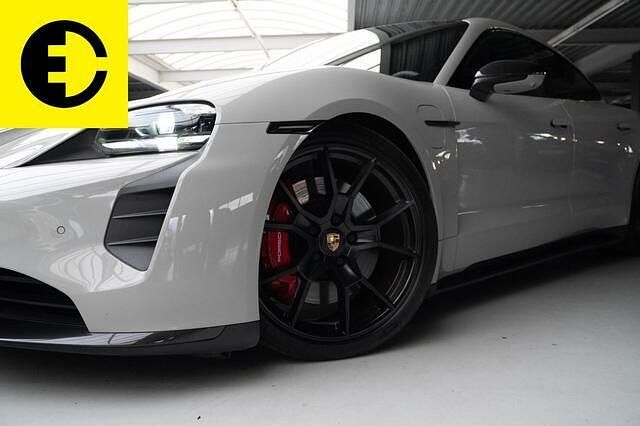 Occasion Porsche Taycan GTS 439 kW (597 PK) 2022 Grijs Sedan