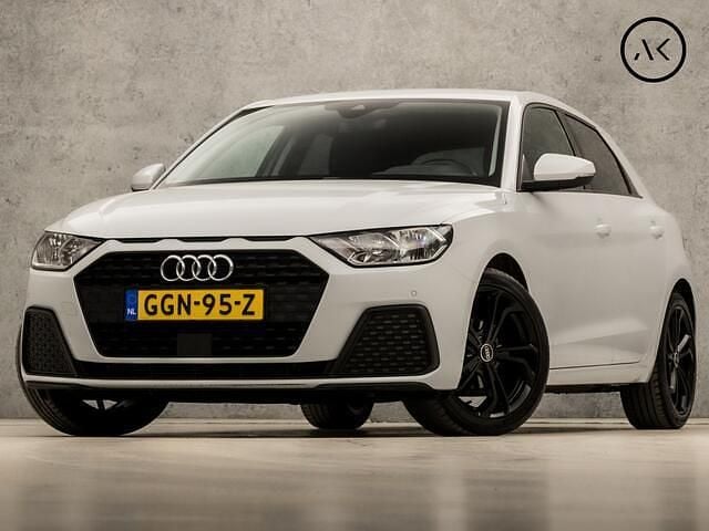 Wit Gebruikt 2020 Audi A1 Sportback Sport Hatchback | € 17.445 (Eerlijke prijs) - Afbeelding 1/4
