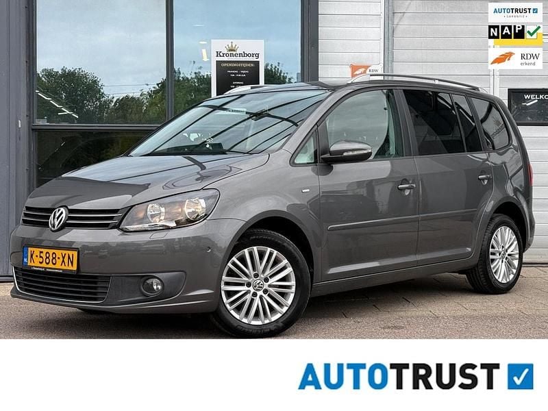 Grijs Gebruikt 2015 VW Touran Highline MPV | € 10.750 (Goede deal) - Afbeelding 1/4