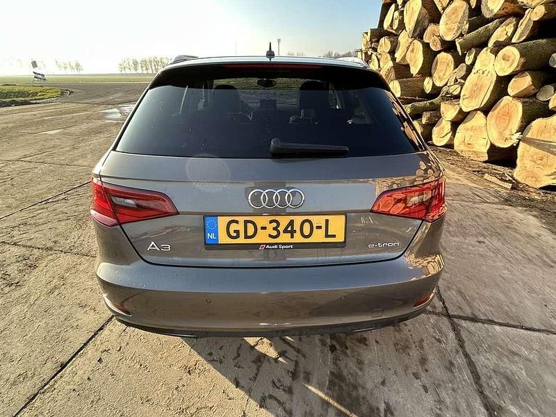 Occasion Audi A3 Sportback e-tron Ambition 150 PK (110 kW) 2015 Grijs Hatchback