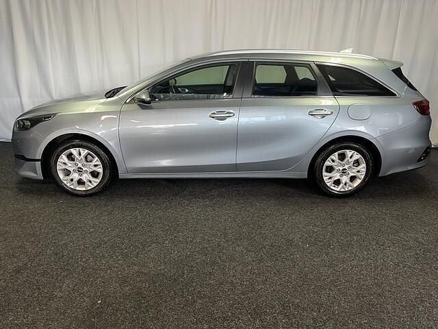 Occasion Kia Ceed Sportswagon 120 PK (88 kW) 2022 Grijs (metallic) Stationwagen
