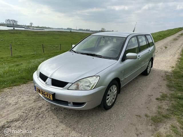 Occasion Mitsubishi Lancer Inform 98 PK (72 kW) 2007 Grijs Stationwagen