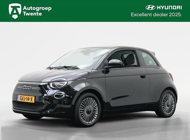 Zwart Gebruikt 2022 Fiat 500e Icon Hatchback | € 15.950 (Super prijs) - Afbeelding 1/4