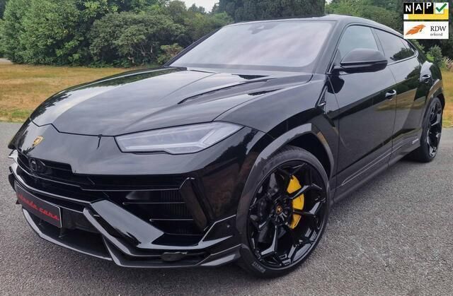 Zwart Gebruikt 2023 Lamborghini Urus SUV | € 449.950 - Afbeelding 1/4