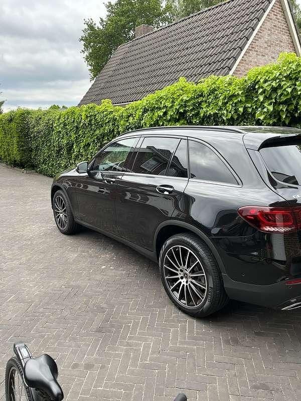 Occasion Mercedes GLC300e AMG 211 PK (155 kW) 2022 Zwart SUV