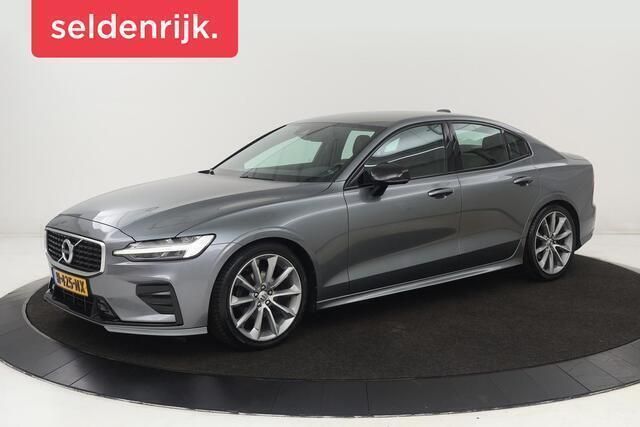 Grijs Gebruikt 2020 Volvo S60 R-Design Sedan | € 21.900 (Eerlijke prijs) - Afbeelding 1/4
