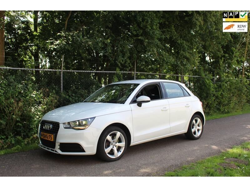 Wit Gebruikt 2013 Audi A1 Attraction Hatchback | € 12.950 (Eerlijke prijs) - Afbeelding 1/4