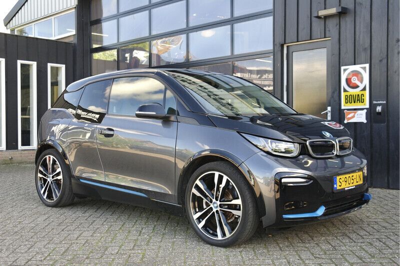 Grijs Gebruikt 2022 BMW i3 Hatchback | € 19.489 - Afbeelding 1/4