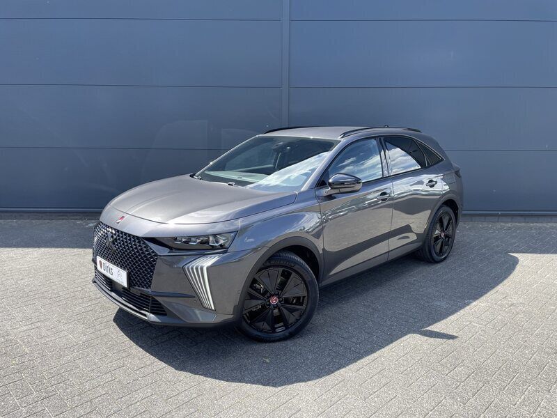 Grijs Gebruikt 2023 DS Automobiles DS7 Crossback Performance Line Plus SUV | € 39.945 (Iets duurder) - Afbeelding 1/4