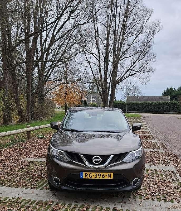 Bruin Gebruikt 2014 Nissan Qashqai Acenta SUV | € 4.950 (Super prijs) - Afbeelding 1/4