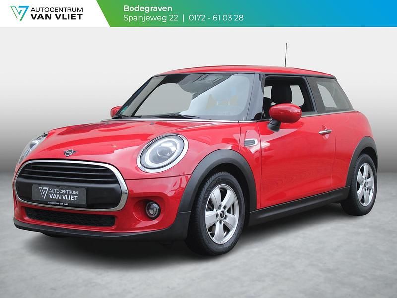 Occasion Mini Cooper Salt 2021 Rood Hatchback