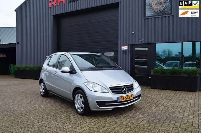 Grijs Gebruikt 2011 Mercedes A160 Business MPV | € 3.750 (Eerlijke prijs) - Afbeelding 1/4