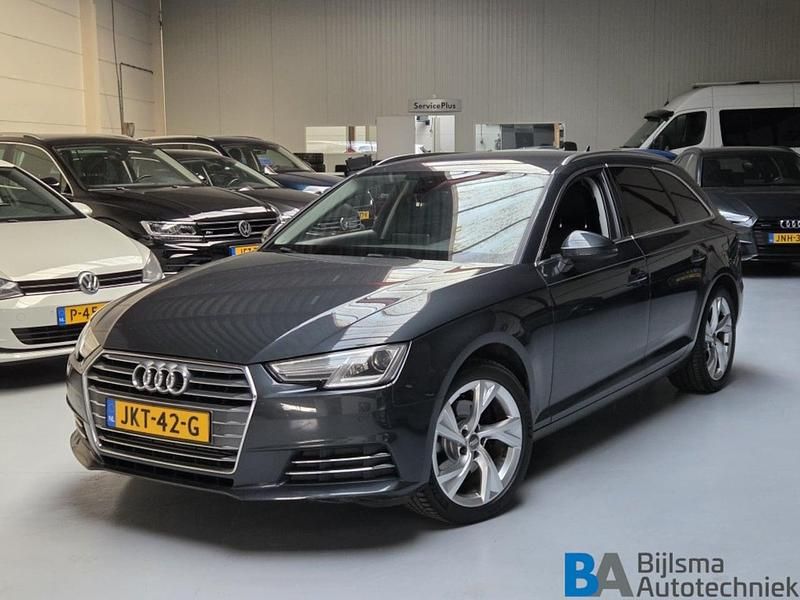 Grijs (metallic) Gebruikt 2017 Audi A4 Stationwagen | € 19.950 (Goede deal) - Afbeelding 1/4