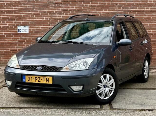 Grijs Gebruikt 2005 Ford Focus Futura Stationwagen | € 1.450 (Eerlijke prijs) - Afbeelding 1/4