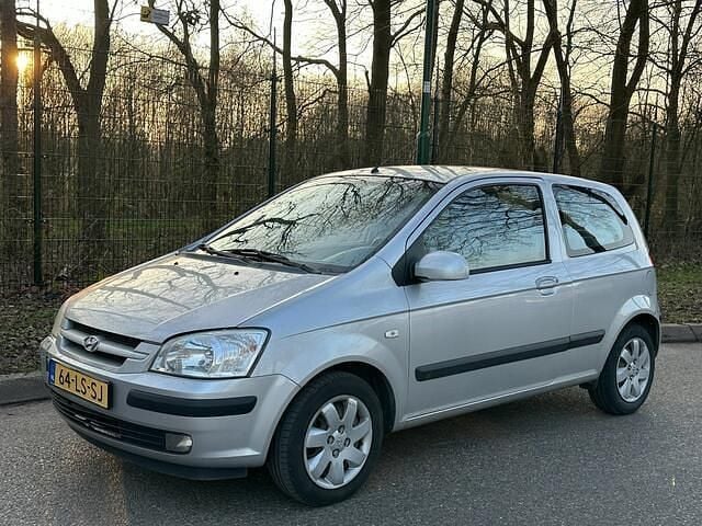 Occasion Hyundai Getz GLS 105 PK (77 kW) 2003 Grijs (metallic) Hatchback