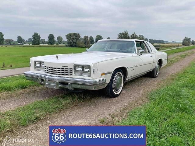 Zwart Gebruikt 1977 Oldsmobile Toronado | € 11.500 - Afbeelding 1/4