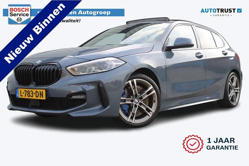 Grijs Gebruikt 2021 BMW 118 Executive Hatchback | € 24.950 (Duur) - Afbeelding 1/4