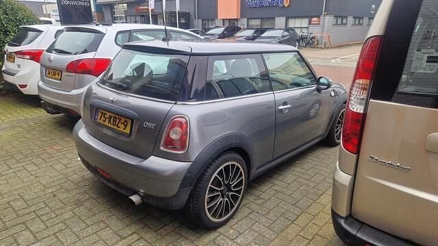 Occasion Mini ONE Business 75 PK (55 kW) 2009 Grijs (metallic) Hatchback