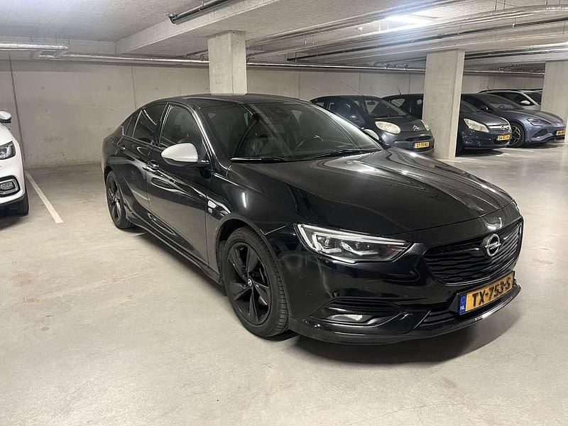 Occasion Opel Insignia Exklusiv 200 PK (147 kW) 2018 Zwart Hatchback