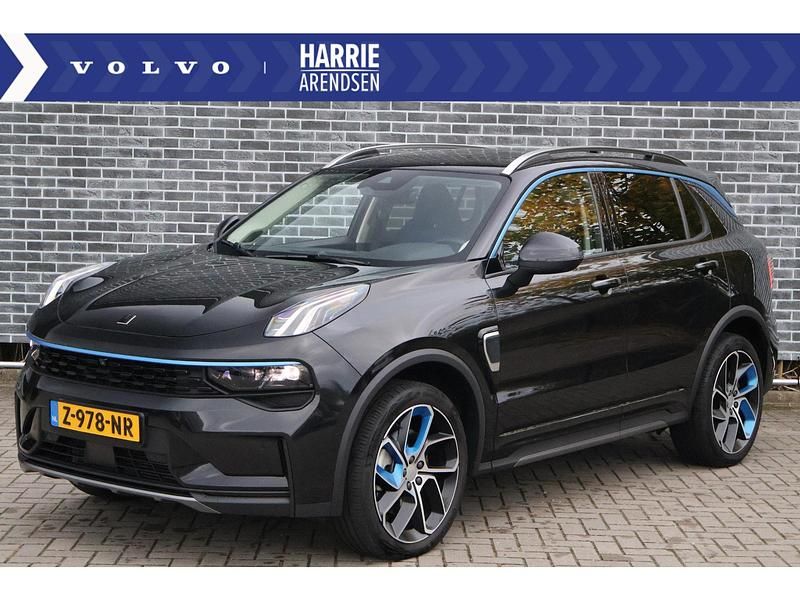 Zwart Gebruikt 2022 Lynk & Co 01 SUV | € 25.399 (Eerlijke prijs) - Afbeelding 1/4