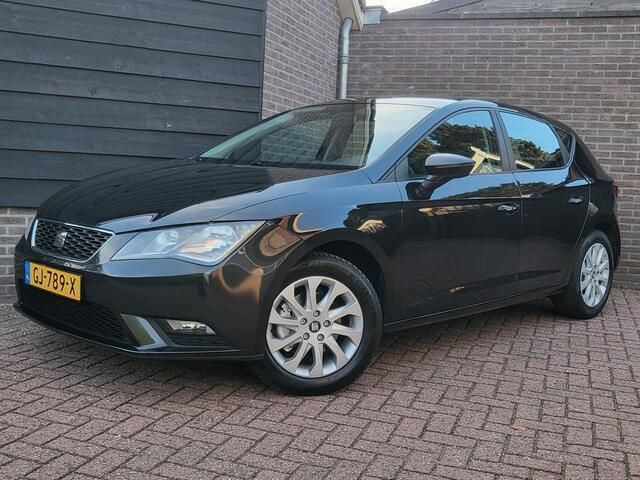 Zwart Gebruikt 2013 Seat Leon Style Hatchback | € 5.975 (Eerlijke prijs) - Afbeelding 1/4