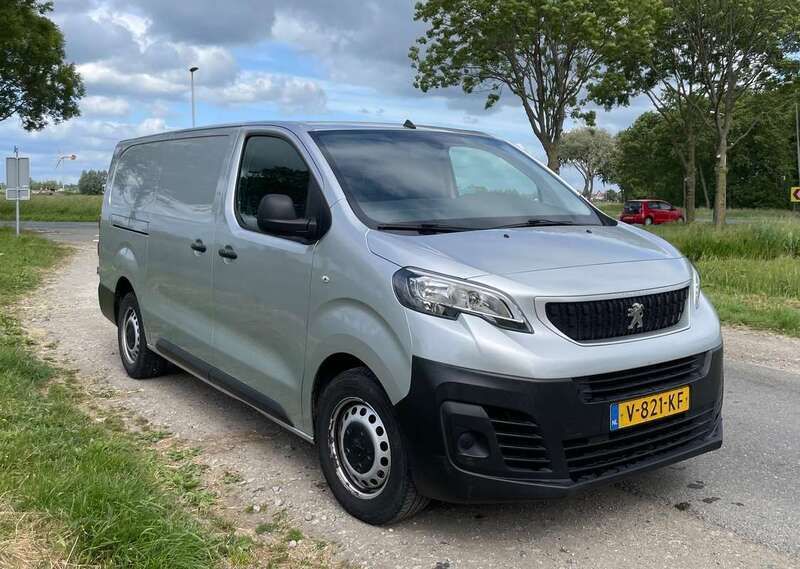 Zilver Gebruikt 2017 Peugeot Expert Van | € 10.830 (Iets duurder) - Afbeelding 1/4