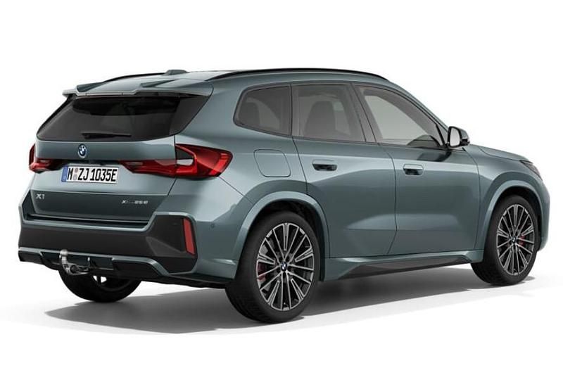 Nieuw BMW X1 M Sport 30 PK (22 kW) 2025 Groen SUV