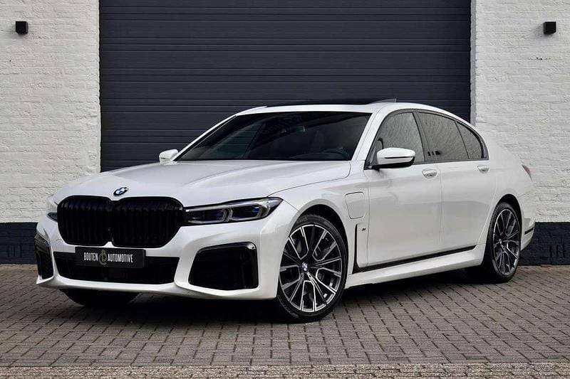 Wit Gebruikt 2020 BMW 745e Executive Sedan | € 58.900 (Eerlijke prijs) - Afbeelding 1/4