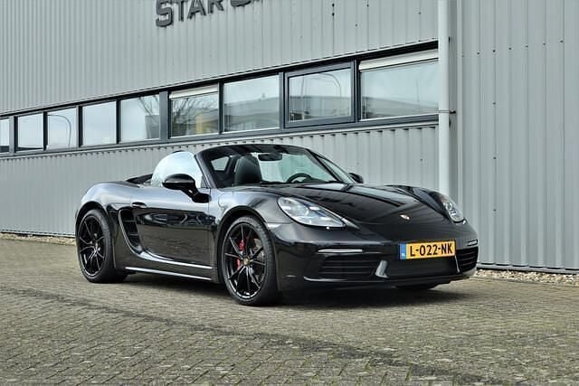 Zwart (parellak) Gebruikt 2016 Porsche 718 Boxster S Cabriolet | € 62.950 - Afbeelding 1/4