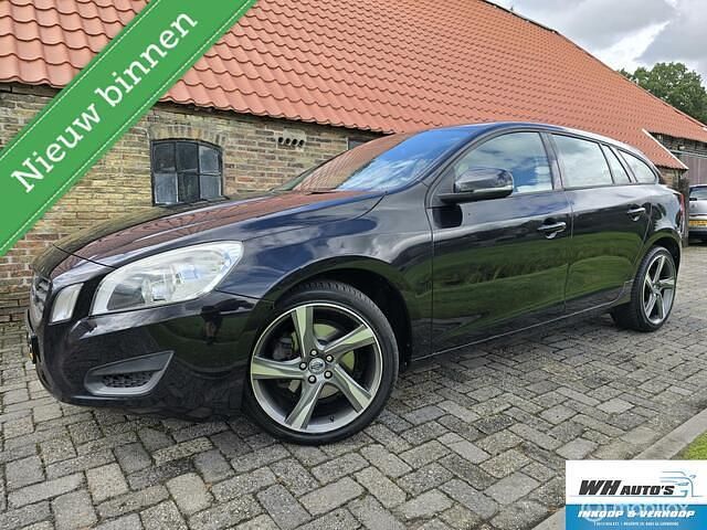 Zwart Gebruikt 2011 Volvo V60 R-Design Stationwagen | € 7.995 (Eerlijke prijs) - Afbeelding 1/4