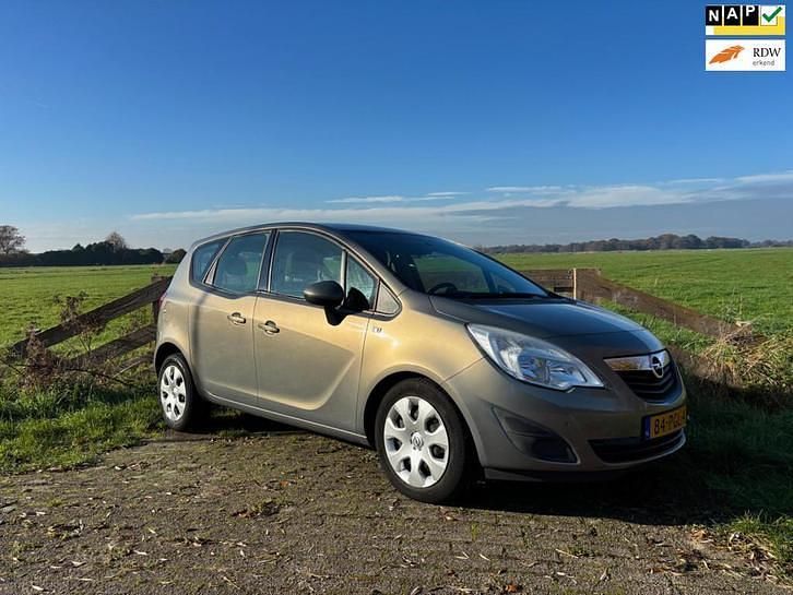Bruin Gebruikt 2011 Opel Meriva Edition MPV | € 4.495 (Eerlijke prijs) - Afbeelding 1/4