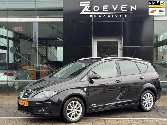Zwart Gebruikt 2011 Seat Altea XL Copa MPV | € 4.995 (Eerlijke prijs) - Afbeelding 1/4