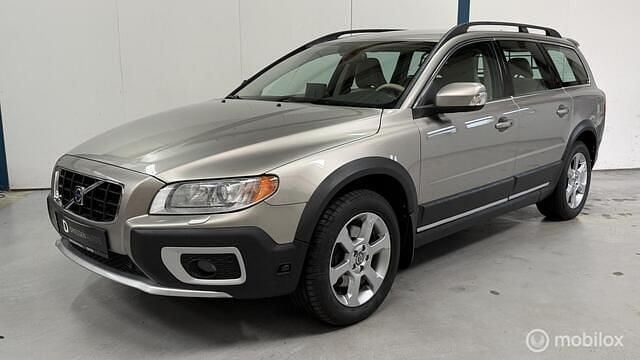 Beige Gebruikt 2007 Volvo XC70 Summum SUV | € 18.945 (Super prijs) - Afbeelding 1/4