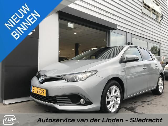Grijs Gebruikt 2018 Toyota Auris Hatchback | € 16.450 (Eerlijke prijs) - Afbeelding 1/4