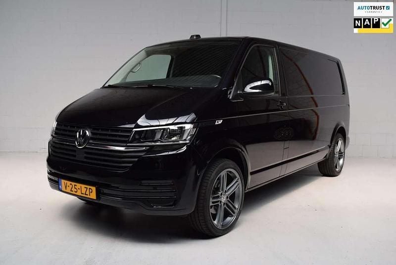Zwart Gebruikt 2021 VW T6.1 Van | € 24.945 (Super prijs) - Afbeelding 1/1