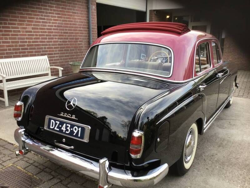 Occasion Mercedes 220 107 PK (78 kW) 1958 Zwart Sedan