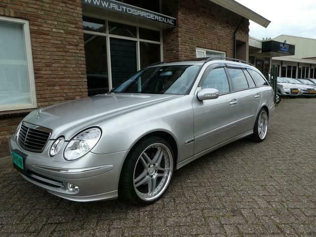 Occasion Mercedes E500 Avantgarde 306 PK (225 kW) 2005 Grijs, metallic lak Stationwagen