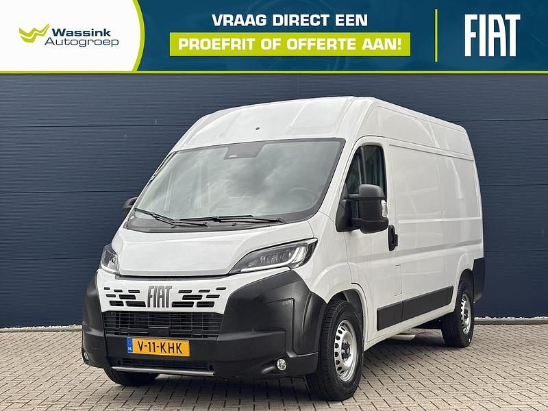 Wit Occasion 2024 Fiat Ducato Van | € 35.499 (Goede deal) - Afbeelding 1/4