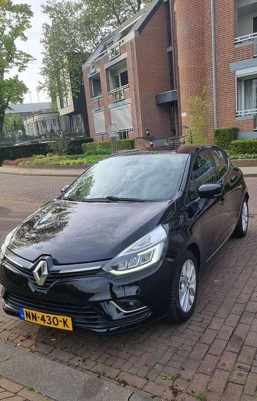 Gebruikt 2017 Renault Clio IV Intens Sedan | € 13.500 (Iets duurder) - Afbeelding 1/4