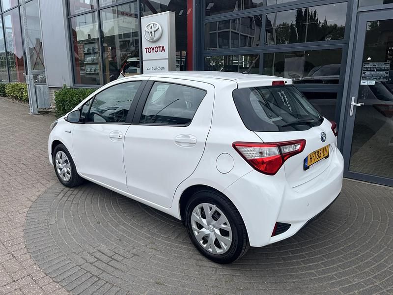 Occasion Toyota Yaris Hybrid Active 2020 Wit Hatchback