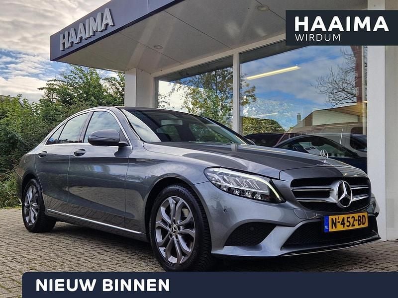 Grijs Gebruikt 2021 Mercedes C180 Advantage Sedan | € 29.945 (Super prijs) - Afbeelding 1/4