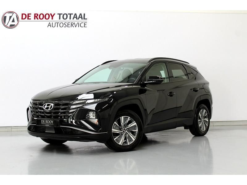 Zwart Gebruikt 2022 Hyundai Tucson Essential SUV | € 26.400 (Eerlijke prijs) - Afbeelding 1/4