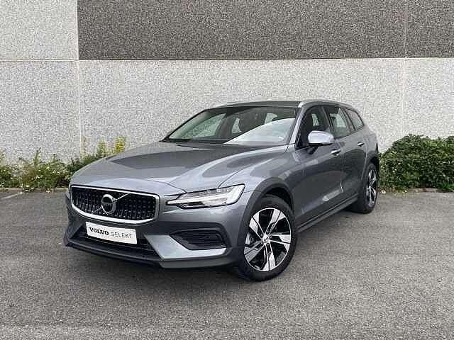 Grijs Gebruikt 2019 Volvo V60 CC Stationwagen | € 33.950 (Duur) - Afbeelding 1/4