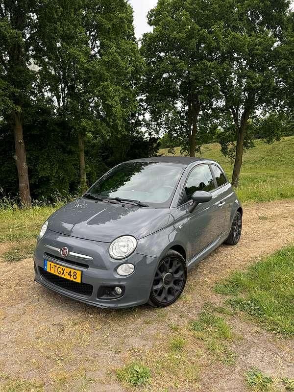 Grijs Gebruikt 2014 Fiat 500S Sport Cabriolet | € 5.999 (Eerlijke prijs) - Afbeelding 1/4