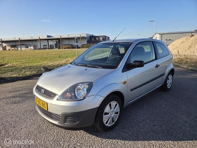 Occasion Ford Fiesta Style 69 PK (50 kW) 2007 Grijs Hatchback