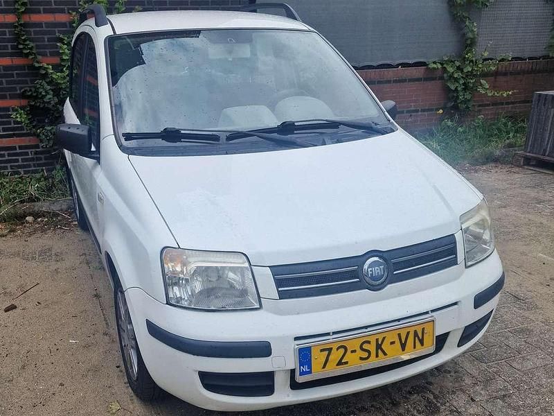 Wit Gebruikt 2006 Fiat Panda Hatchback | € 1.200 (Goede deal) - Afbeelding 1/4