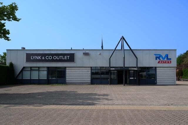 Zwart Gebruikt 2021 Lynk & Co 01 SUV | € 22.945 (Goede deal) - Afbeelding 1/4