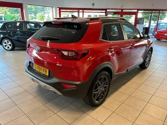 Occasion Kia Stonic 120 PK (88 kW) 2019 Rood SUV
